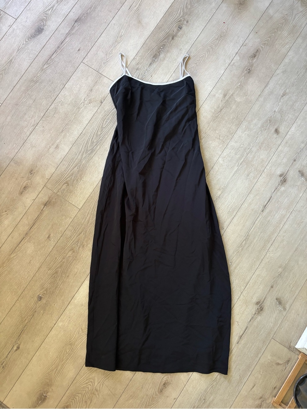 ABERCROMBIE & FITCH Women’s Black Slip Dress with Contrast Trim Size M